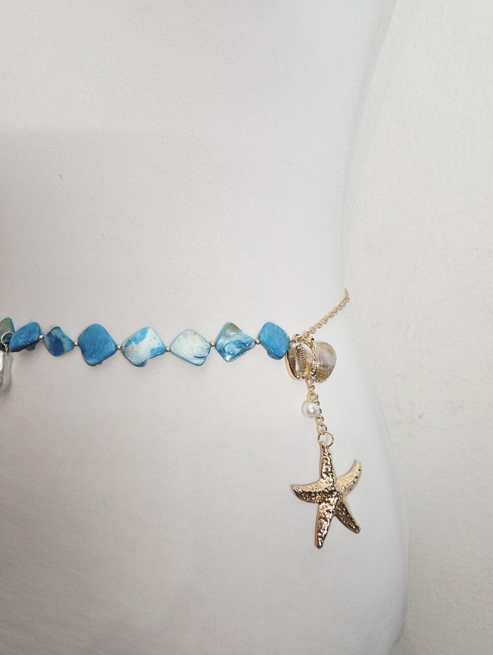 Turquoise Shell Waist Chain Belt with Gold Star Charm - Picture 6 of 7